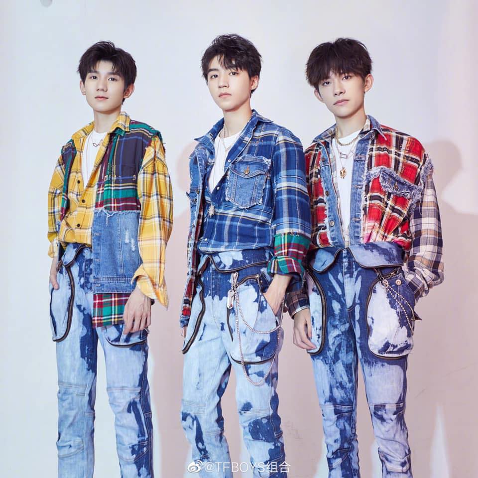 Dưa:  TFBOYS đều tham gia ghi hình cho Gala Thanh niên 4 tháng 5 năm nay của CCTV