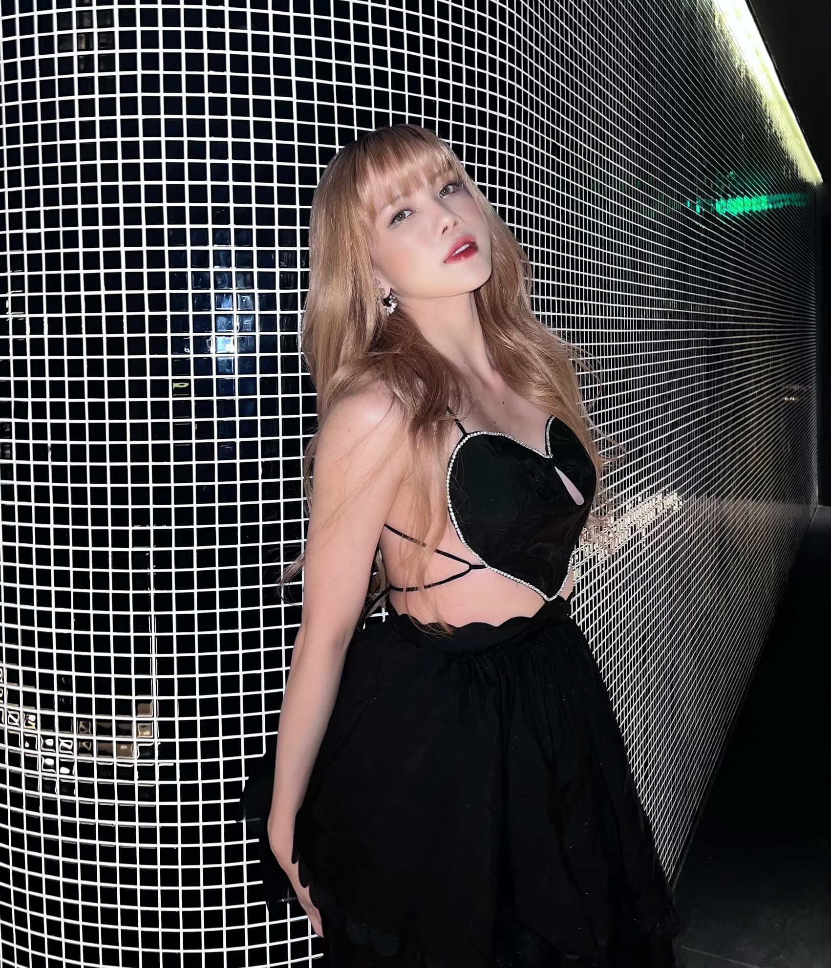 Không vướng bận chuyện tình cảm, Thiều Bảo Trâm ngày càng chăm chút cho vẻ bề ngoài