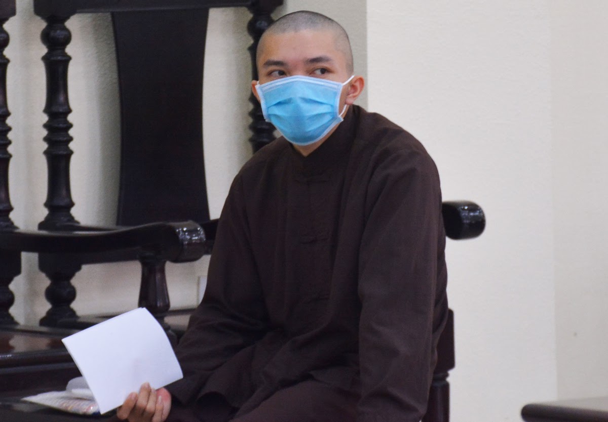 Các kênh YouTube và trang fanpage của Tịnh thất Bồng Lai do Nhị Nguyên quản lý