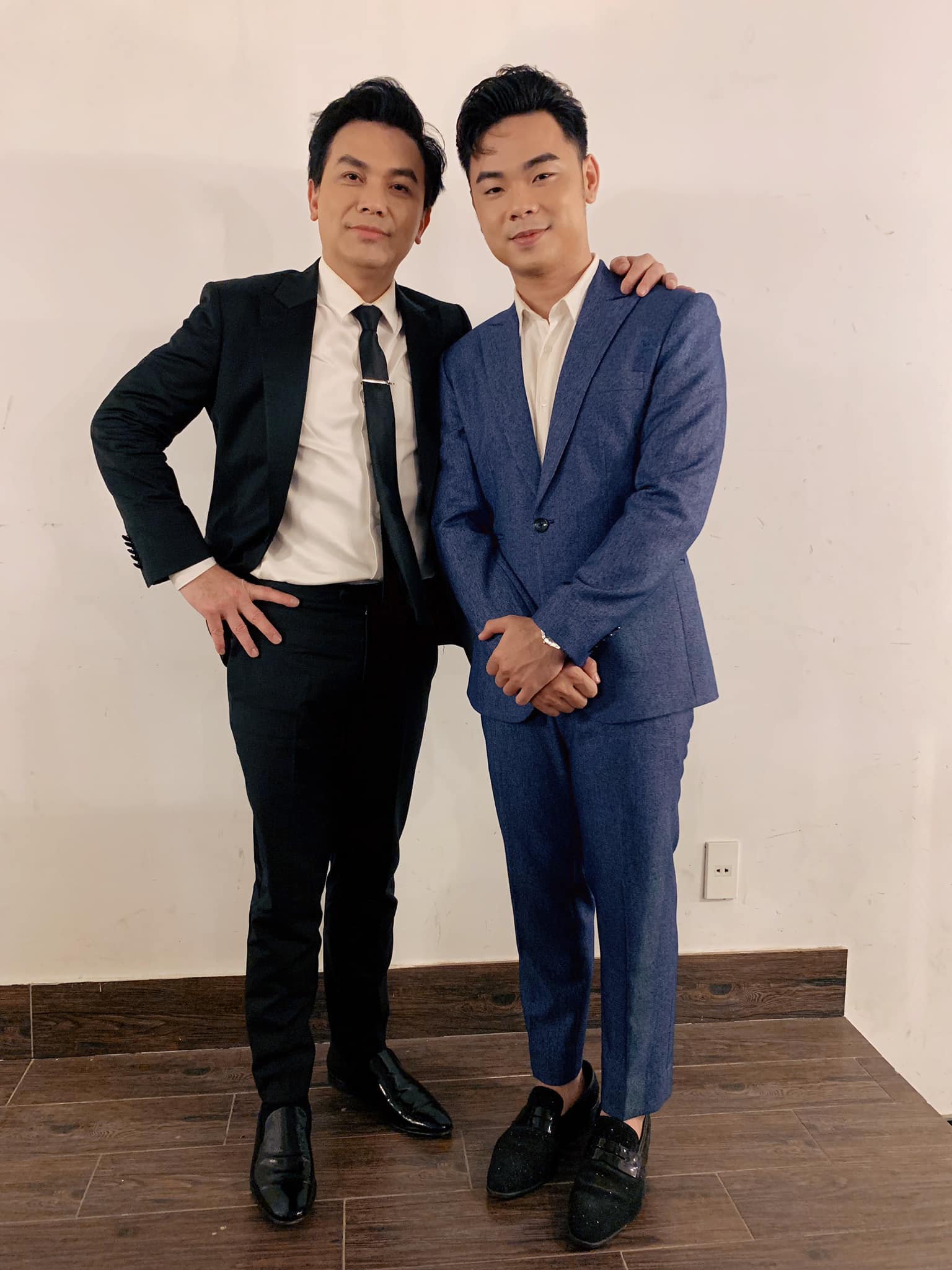 Mạnh Quỳnh gây chú ý khi tiết lộ đã nhận Trường Sang làm học trò do nhận thấy ca sĩ trẻ này có nhiều đặc điểm giống anh lúc mới vào nghề Mạnh Quỳnh gây chú ý khi tiết lộ đã nhận Trường Sang làm học trò do nhận thấy ca sĩ trẻ này có nhiều đặc điểm giống anh lúc mới vào nghề