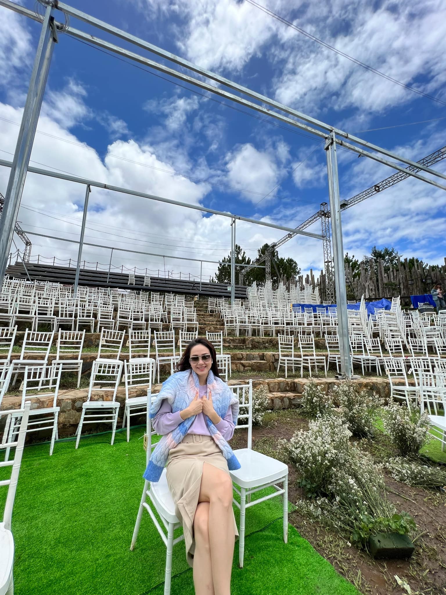 Minh Hằng đang rục rịch chuẩn bị trang phục, chụp ảnh cưới để chuẩn bị cho ngày trọng đại nhất cuộc đời