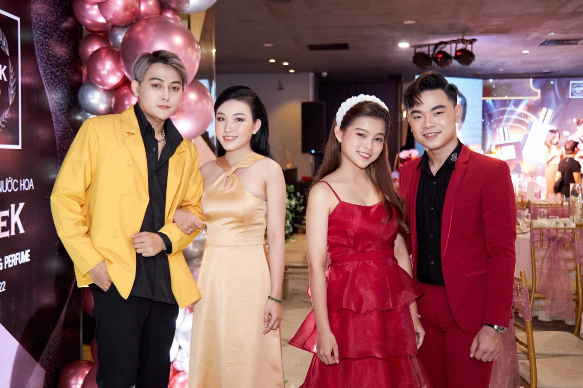 Tuyết Nhung, Thiêng Ngân hiếm hoi lộ diện, cả hai khiến dân tình kinh ngạc bởi sự thay đổi về diện mạo