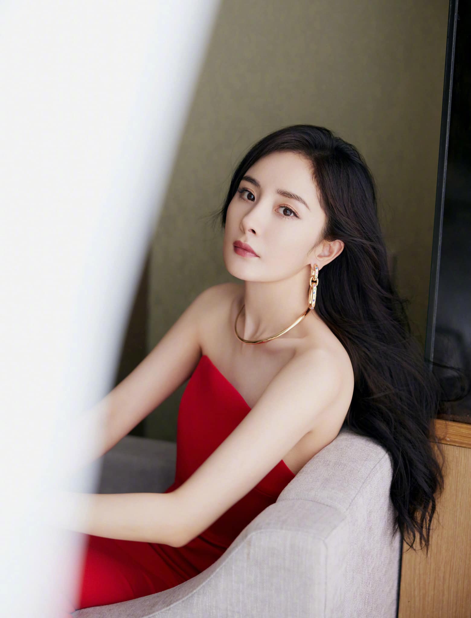 Dưa: Chỉ cần Dương Mịch muốn đi mua sắm, sẽ không bao giờ thiếu người đi cùng, Tống Tổ Nhi, BaBy, Trương Đại Đại....