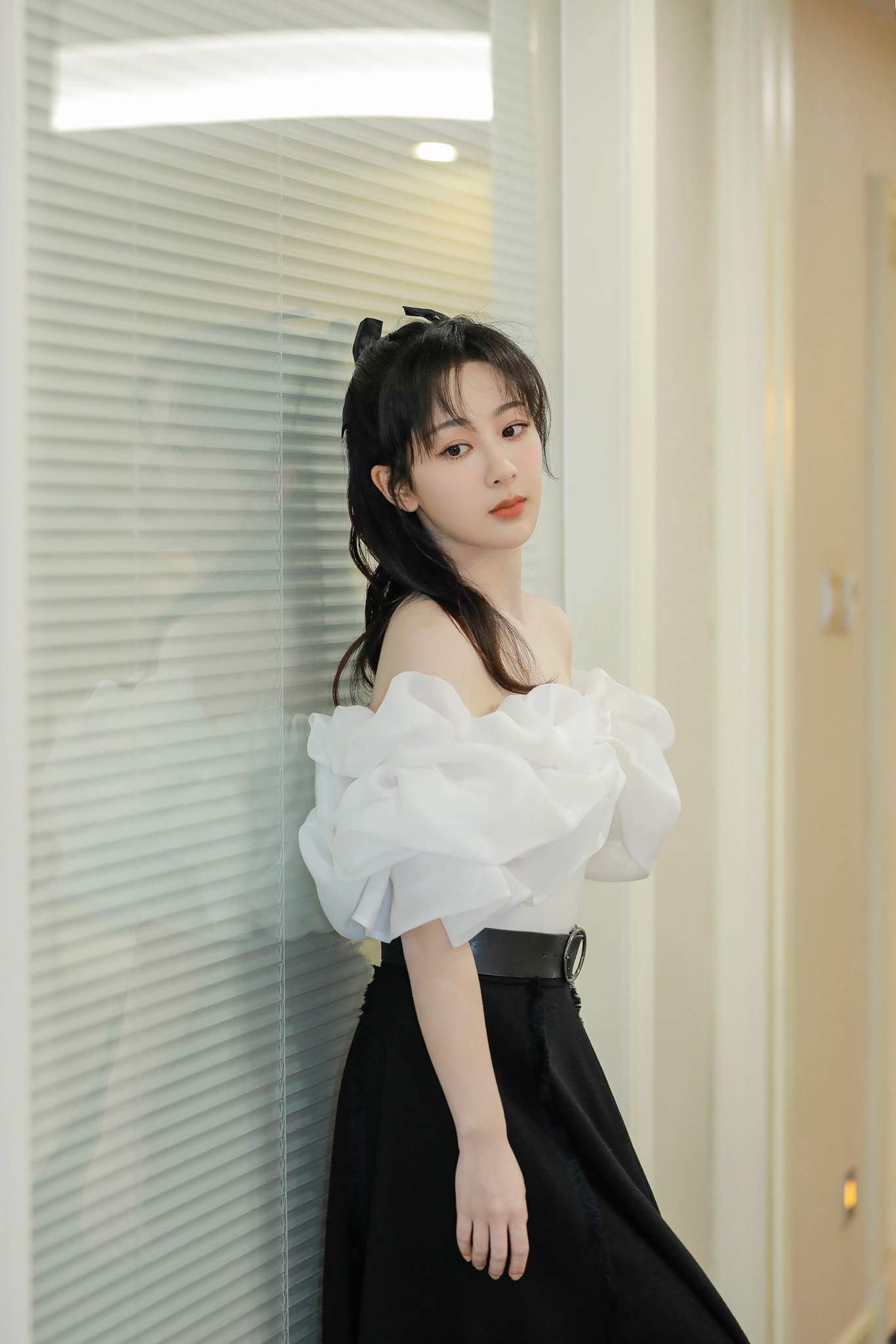 Dưa: Dương Tử rất thích ăn đồ ngọt nên trong đoàn đội của cô ấy còn có người chuyên môn làm đồ ngọt đi cùng.