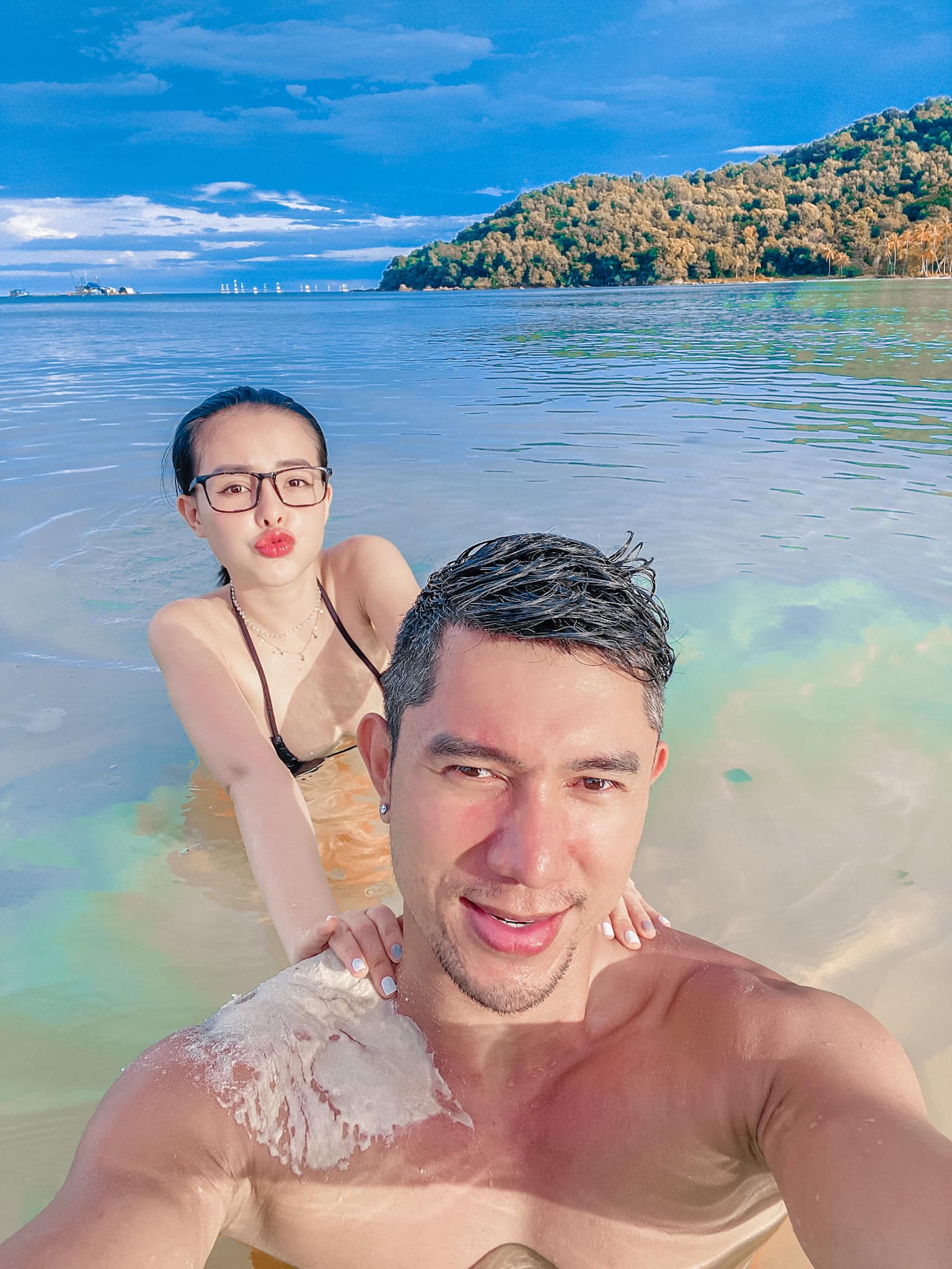 Ngân 98 từng tuyên bố chuyện không muốn sinh con cùng huyết thống với bạn trai