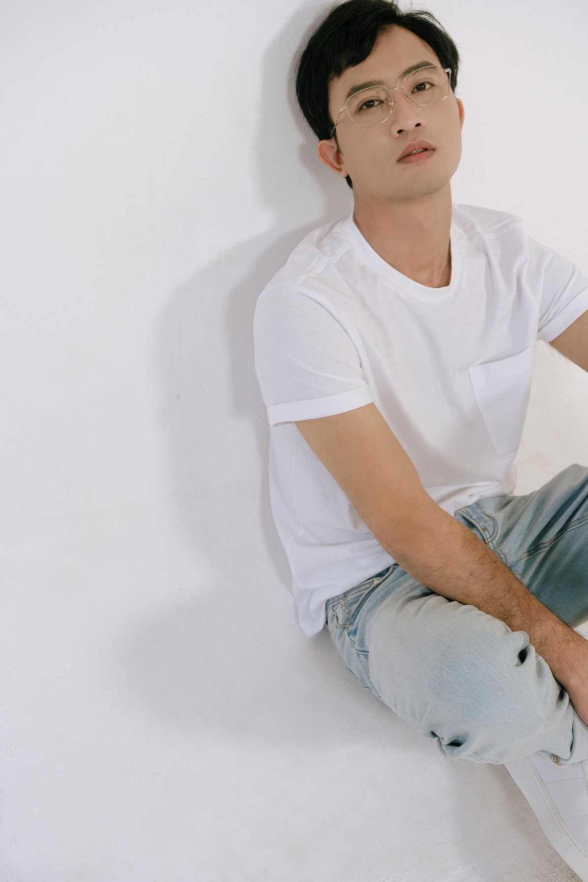 Bất ngờ phong cách biến hóa ‘thăng hạng’ của Doãn Quốc Đam 'Hướng dương ngược nắng'  - Ảnh 9