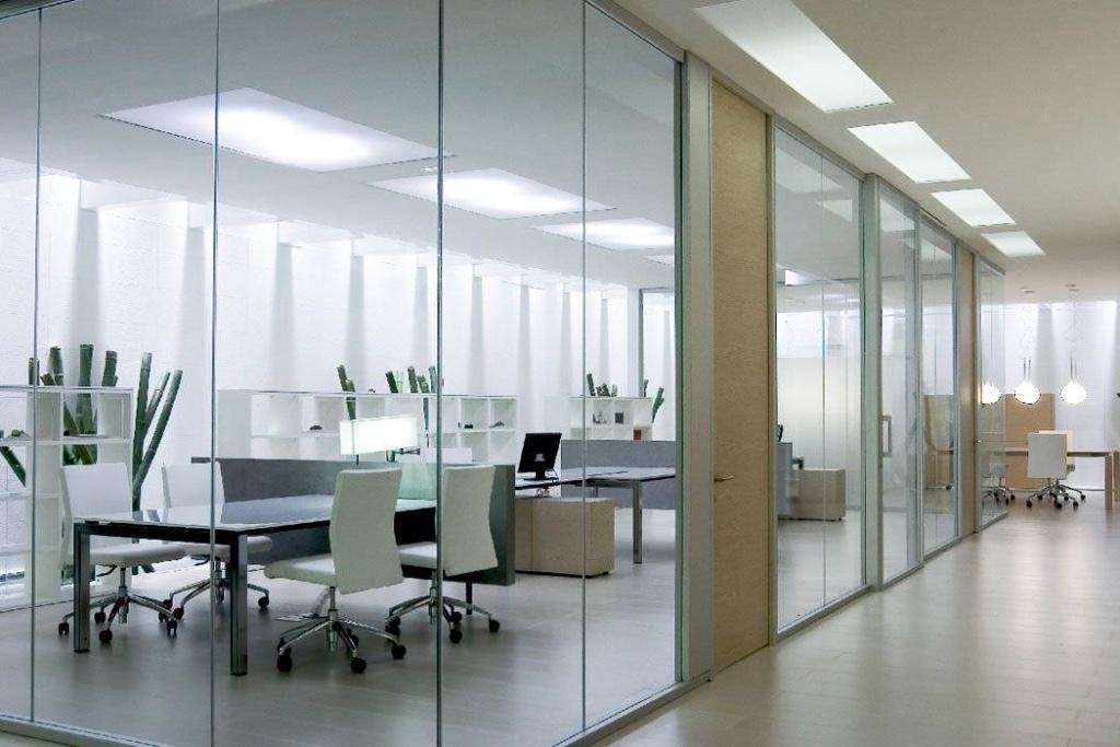 Tại sao nên sử dụng vách kính cường lực tại Best Decor? 2 Tại sao nên sử dụng vách kính cường lực tại Best Decor? 2