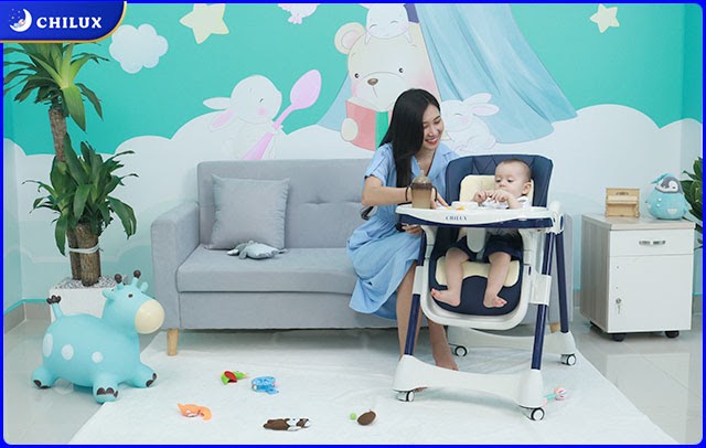 Ghế ăn dặm Chilux đầy đủ tiện ích cho bé Ghế ăn dặm Chilux đầy đủ tiện ích cho bé