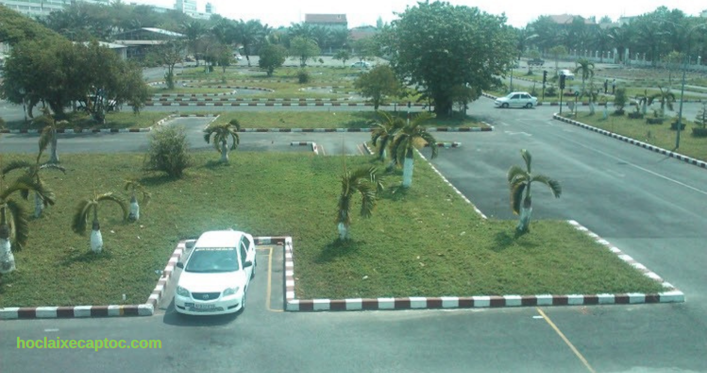 Bãi tập sa hình học thi bằng B2