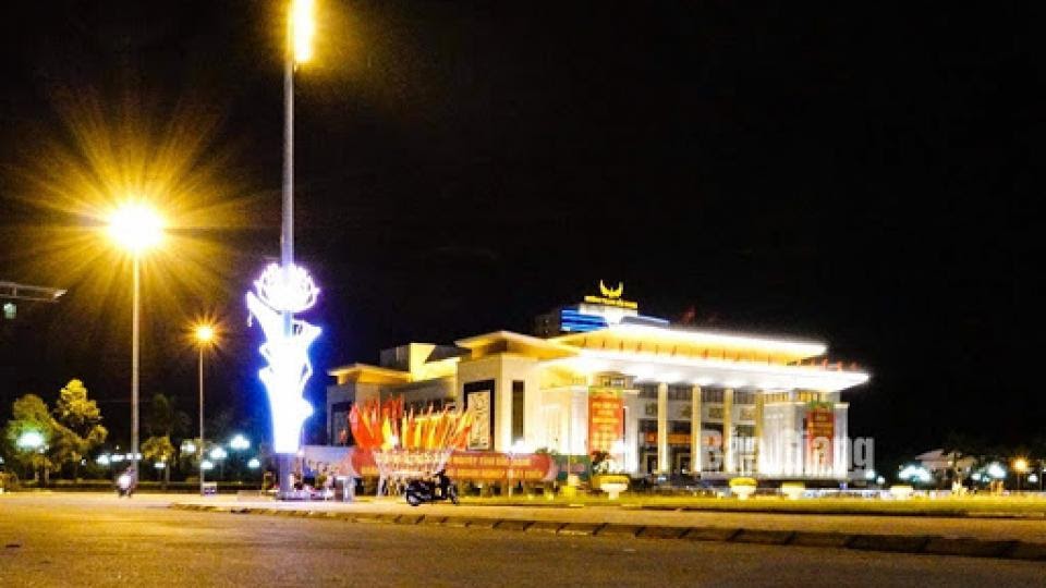 Đèn pha LED HALEDCO chiếu sáng cột đèn Đài Phát Thanh Truyền Hình Bắc Giang