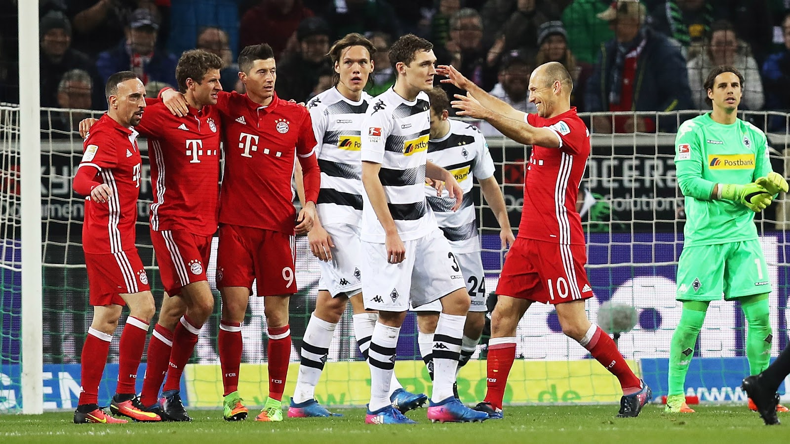 Bayern Munich sẽ tiếp đón Borussia M'gladbach trên chảo lửa Allianz Arena. Ảnh: fcbayern