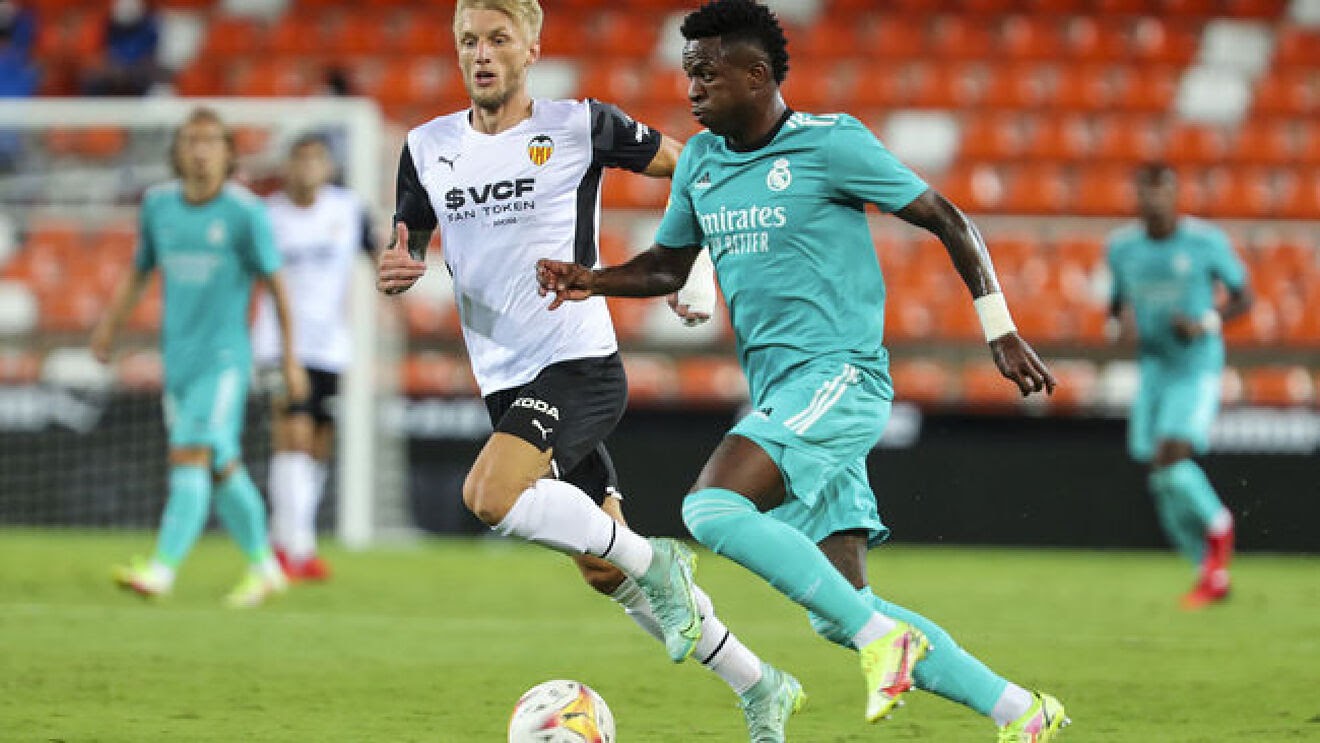 Real Madrid sẽ tiếp đón Valencia trên chảo lửa Bernabeu (Ảnh: Marca)