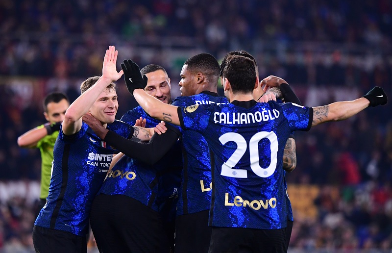 Nhận định Inter Milan vs AS Roma (3h 09/02/2022) tứ kết Coppa Italia: Kỳ phùng so tài 1