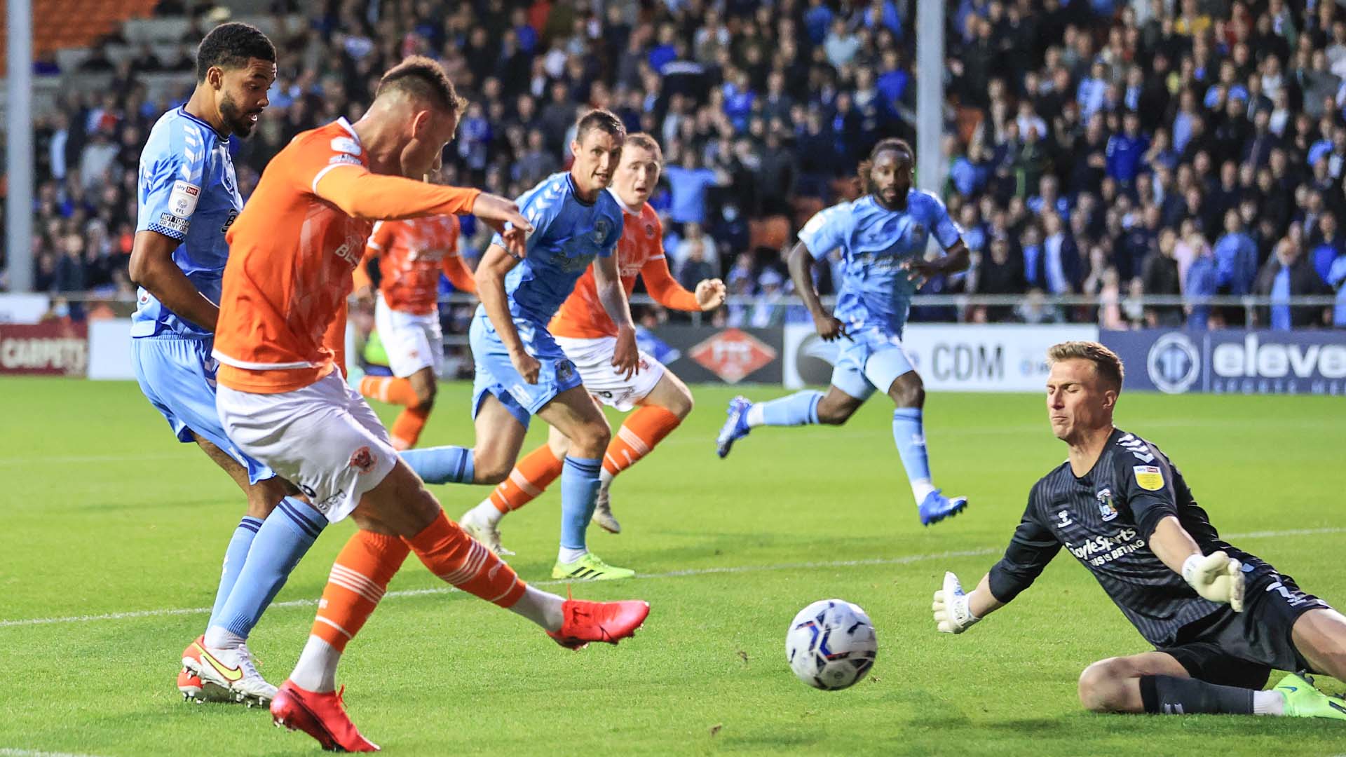 Nhận định Coventry vs Blackpool (2h45 09/02/2022) vòng 31 Hạng nhất Anh: Chứng tỏ bản lĩnh 2 Nhận định Coventry vs Blackpool (2h45 09/02/2022) vòng 31 Hạng nhất Anh: Chứng tỏ bản lĩnh 2