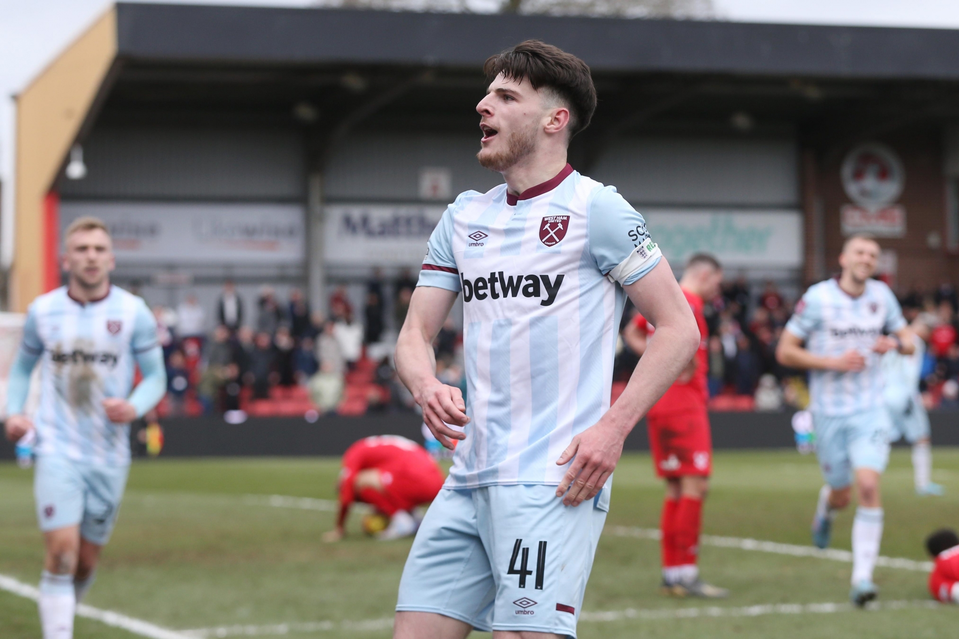 West Ham đang chơi thứ bóng đá đầy bạc nhược (Ảnh: The Times)