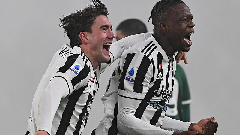 Juventus đang chơi ổn định nhờ những sự bổ sung chất lượng ở kỳ CNMĐ (Ảnh: Twitter) Juventus đang chơi ổn định nhờ những sự bổ sung chất lượng ở kỳ CNMĐ (Ảnh: Twitter)