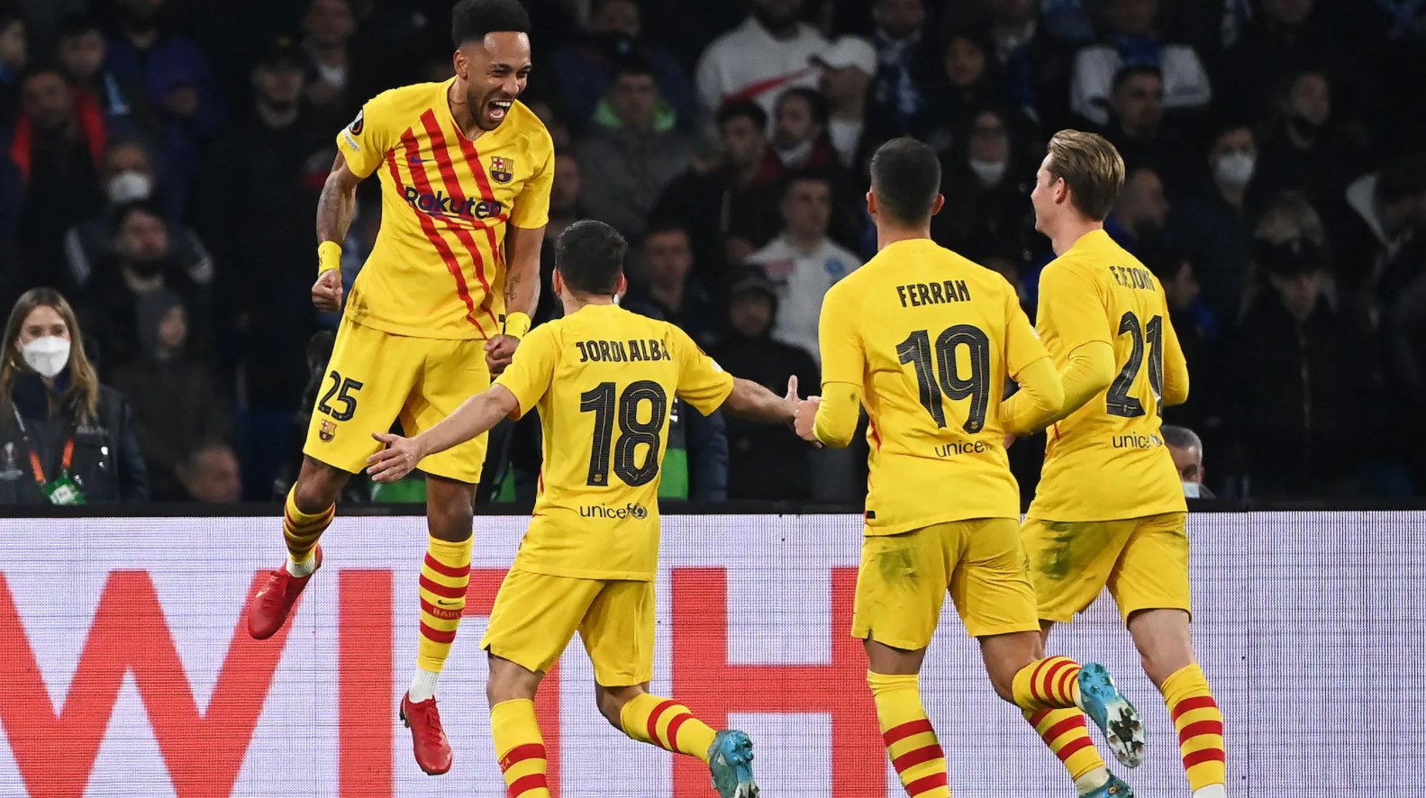 Aubameyang và các tân binh khác đang hòa nhập rất tốt (Ảnh: OnSports)