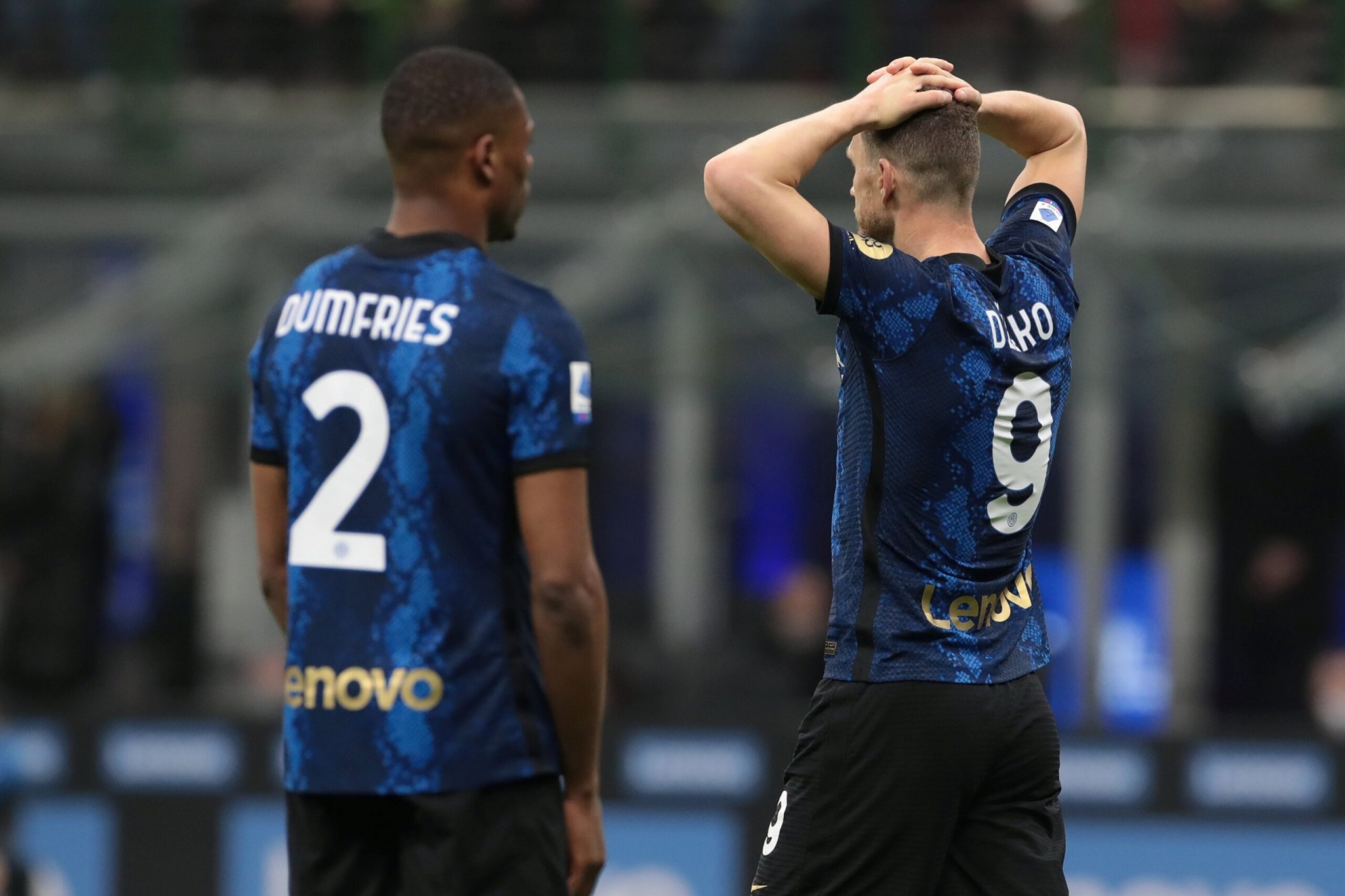 Một cơn khủng hoảng đang dần nhen nhóm nơi Inter Milan (Ảnh: Twitter)