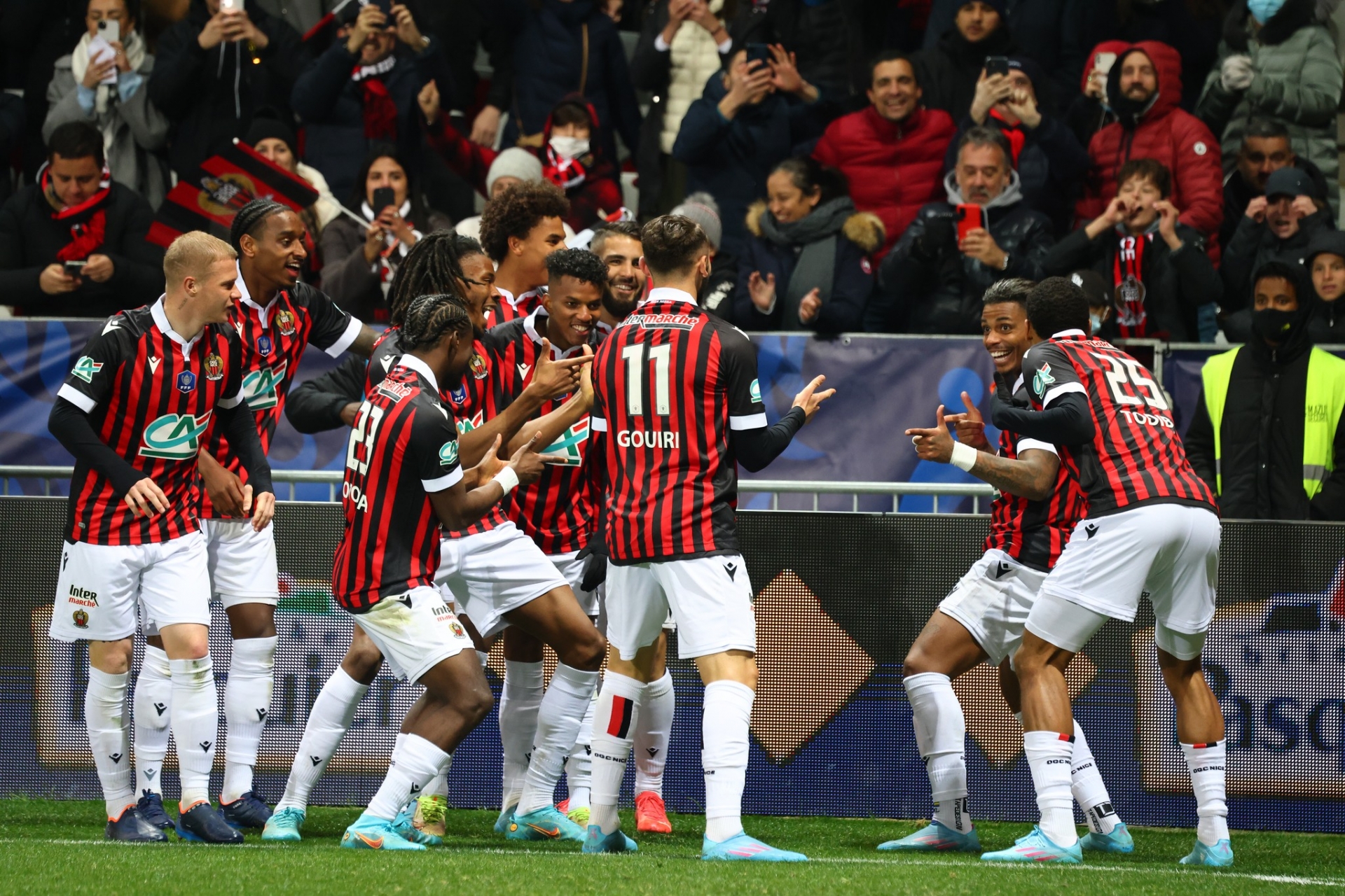 Nice đã xuất sắc đánh bại PSG ở vòng gần nhất (Ảnh: Twitter)