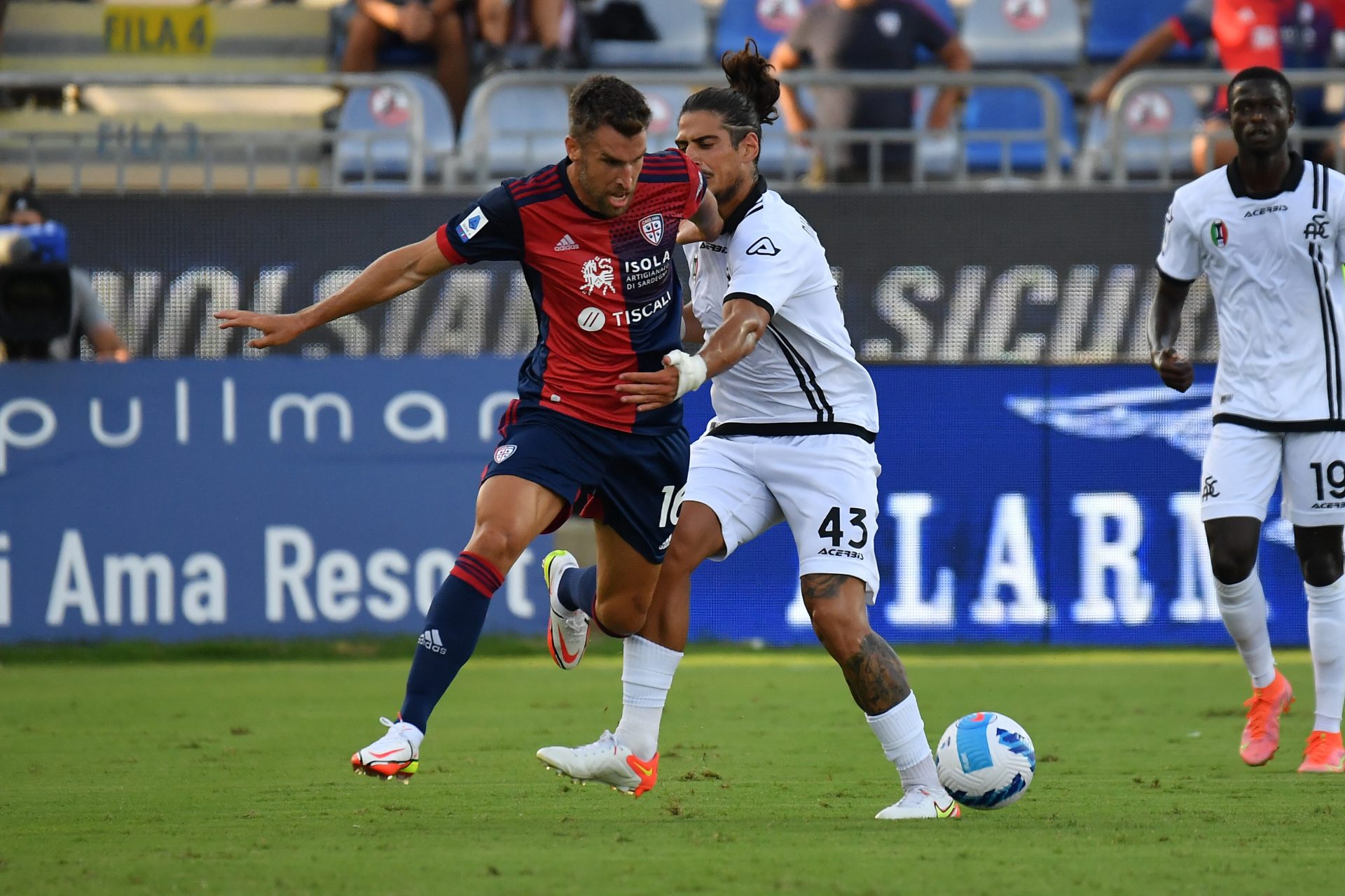 Nhận định Spezia vs Cagliari (21h 12/03/2022) vòng 29 Serie A