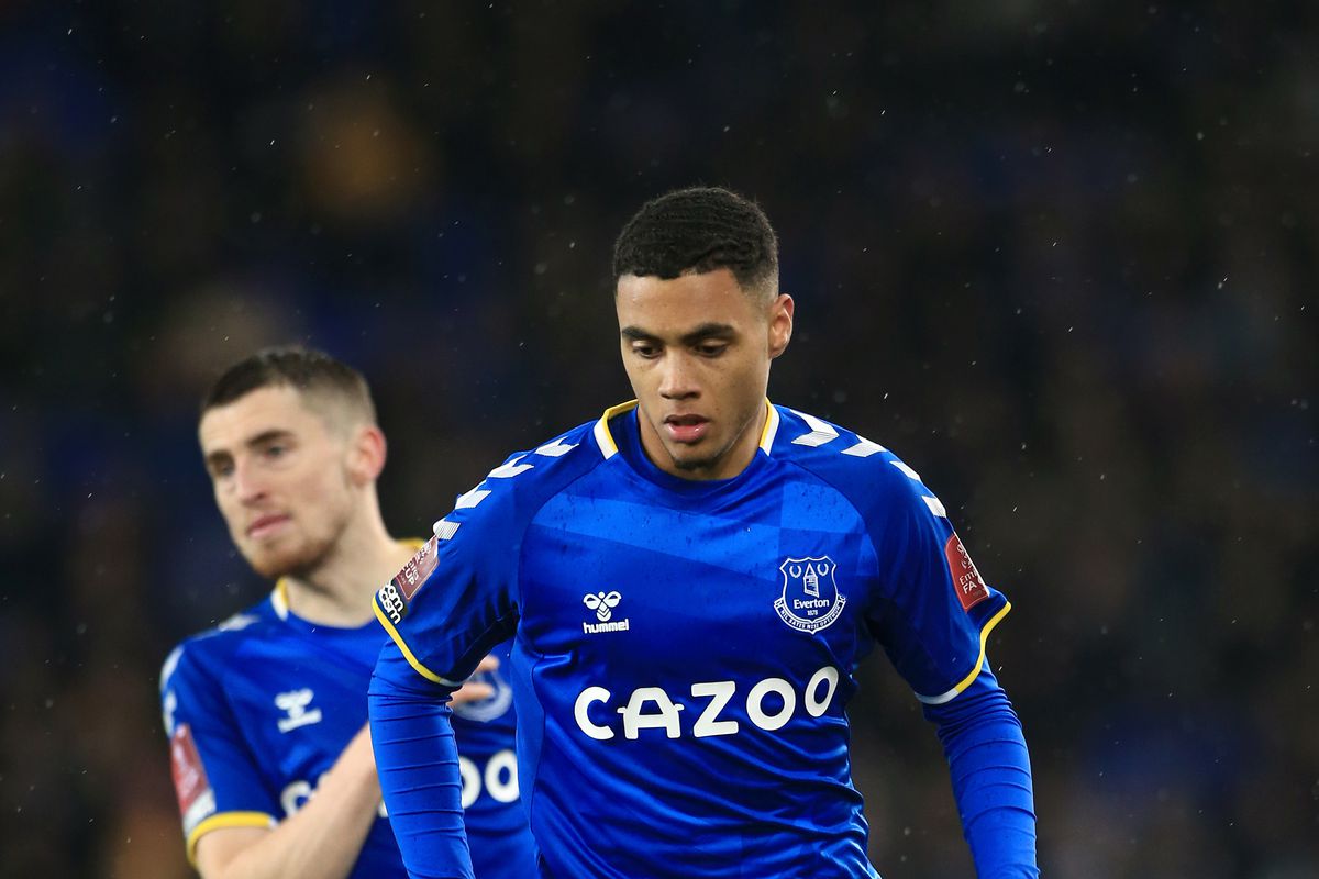 Everton cố gắng từng trận đấu để có thể tồn tại ở EPL năm nay (Ảnh: Twitter)