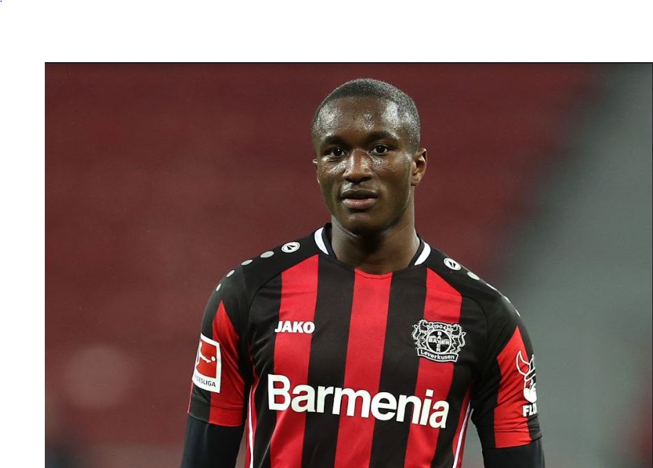  Bayer Leverkusen đã bị bỏ lại rất xa trong cuộc đua ngôi vương Bundesliga (Ảnh: Twitter)