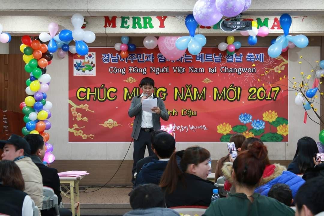 Mặc dù bận rộn với công việc nhưng anh Pho vẫn tích cực tham gia các hoạt động cộng đồng với vai trò Phó Chủ tịch Cộng đồng người Việt Nam tỉnh Changwon.