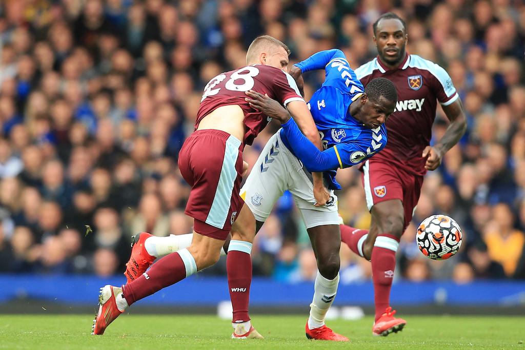 Đã 4 năm trôi qua West Ham không thể thắng Everton tại sân nhà (Ảnh: Twitter)