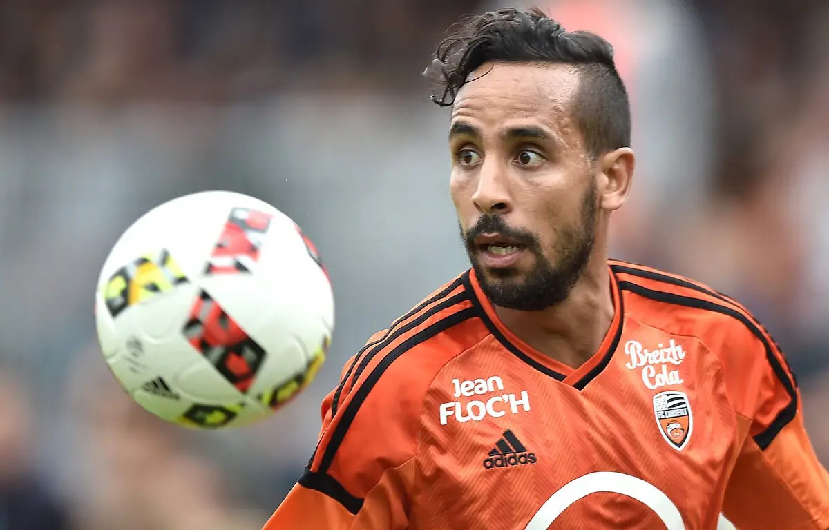 Lorient đang đứng trước nguy cơ tụt xuống nhóm đèn đỏ (Ảnh: Twitter)