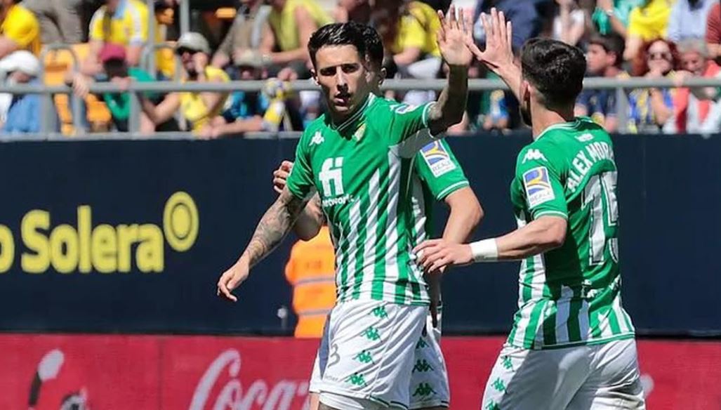 Nhận định Real Sociedad vs Real Betis (2h 16/04/2022) vòng 32 La Liga: Một mất một còn 2 Nhận định Real Sociedad vs Real Betis (2h 16/04/2022) vòng 32 La Liga: Một mất một còn 2