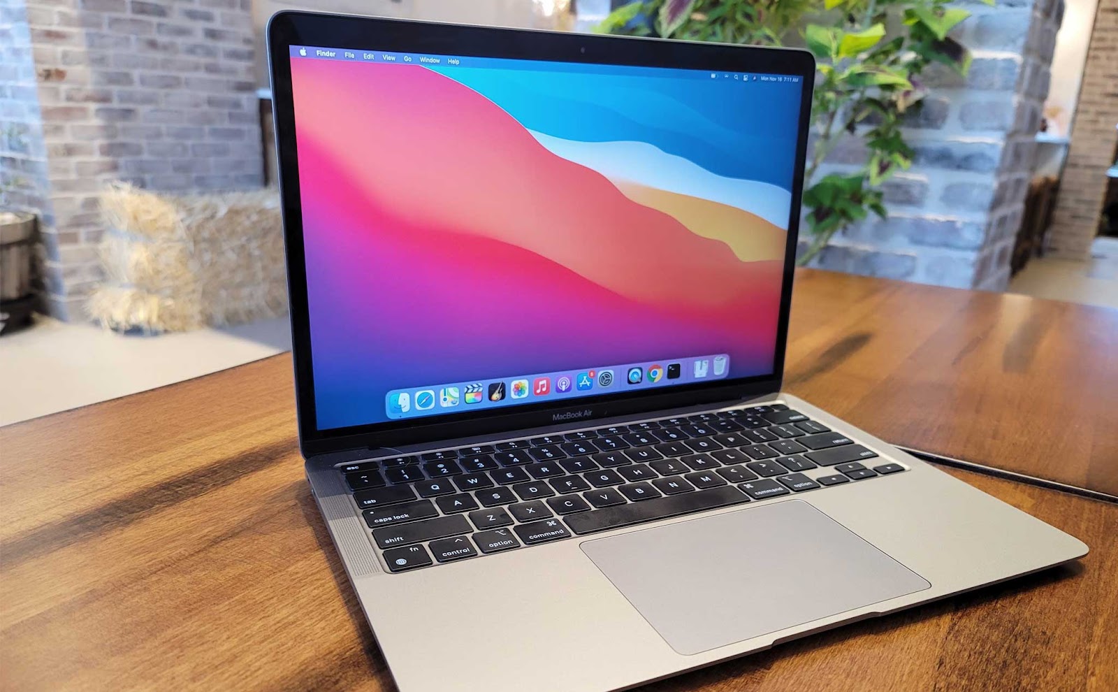 Tìm hiểu Macbook Air M1 và địa chỉ mua Macbook uy tín - Ảnh 1