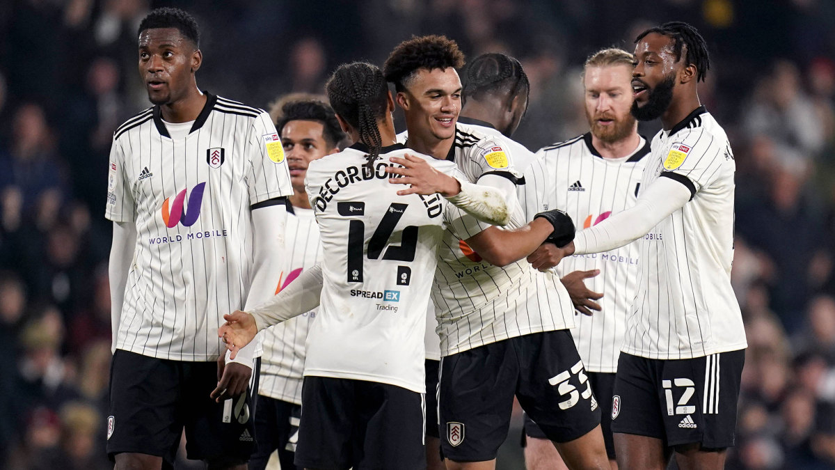 Nhận định Fulham vs Nottingham (1h45 27/04/2022) vòng 39 Hạng nhất Anh: Phô diễn sức mạnh 2 Nhận định Fulham vs Nottingham (1h45 27/04/2022) vòng 39 Hạng nhất Anh: Phô diễn sức mạnh 2