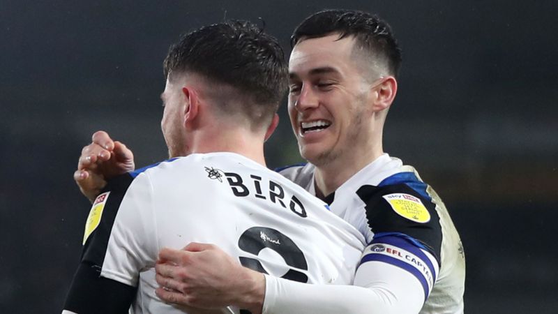 Nhận định Blackpool vs Derby (21h 30/04/2022) vòng 45 Hạng nhất Anh Nhận định Blackpool vs Derby (21h 30/04/2022) vòng 45 Hạng nhất Anh