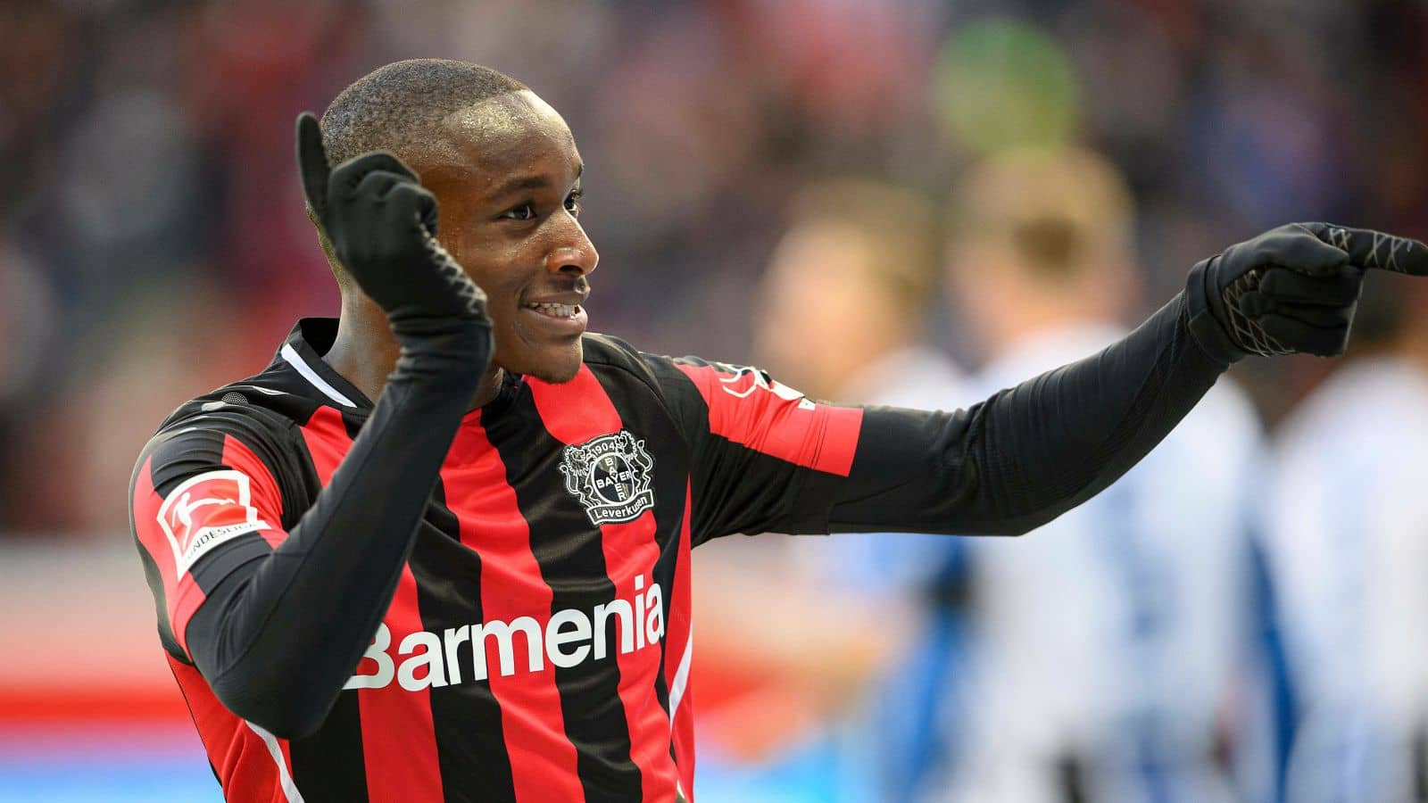 Bayer Leverkusen cần những chiến thắng để tiến gần hơn đến Champions League (Ảnh: Twitter)