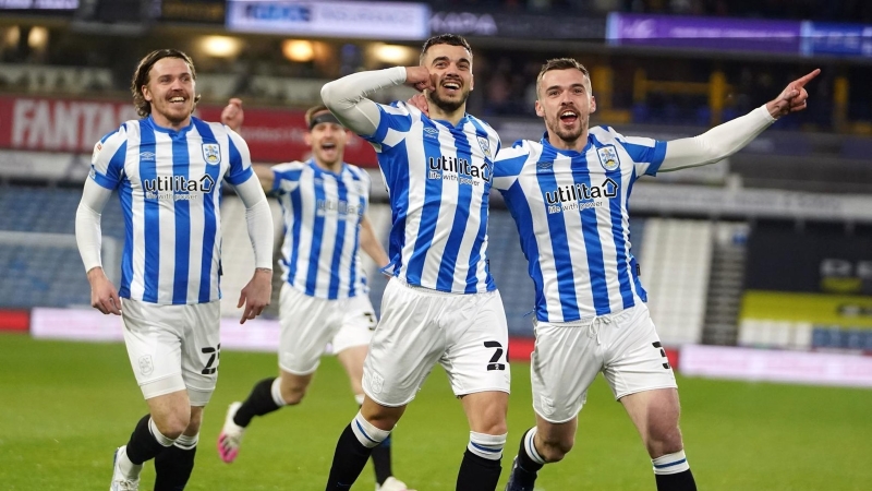 Huddersfield phải rất cẩn trọng trong chuyến hành quân đến sân của Luton lần này (Ảnh: Twitter)