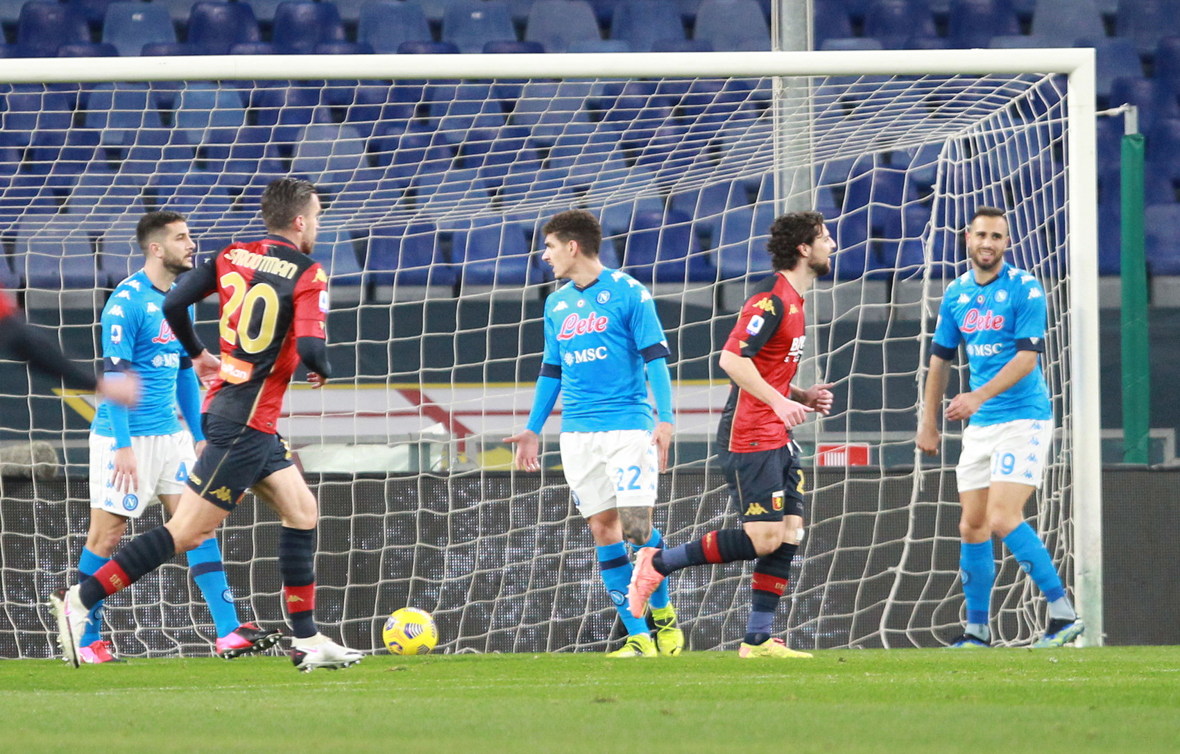 Napoli quyết tâm giành chiến thắng để tri ân người hâm mộ (Ảnh: Goal)