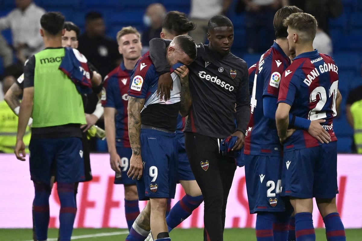 Nhận định Levante vs Alaves (23h30 15/05/2022) vòng 37 La Liga: Những kẻ khốn khổ 1 Nhận định Levante vs Alaves (23h30 15/05/2022) vòng 37 La Liga: Những kẻ khốn khổ 1