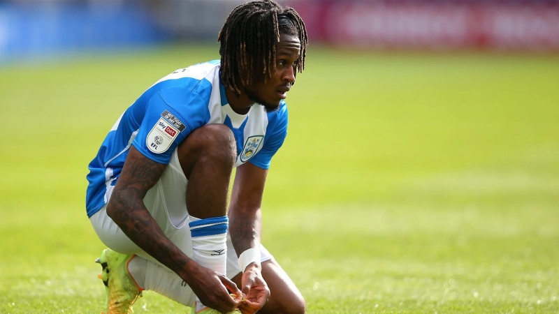 Liệu Huddersfield có thể giành quyền đi tiếp hay dừng lại? (Ảnh: Twitter)