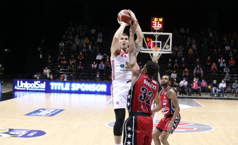 UNAhotels Reggio Emilia tiếp đón Olimpia Milano ngay trên sân nhà (Ảnh:Youtube) UNAhotels Reggio Emilia tiếp đón Olimpia Milano ngay trên sân nhà (Ảnh:Youtube)