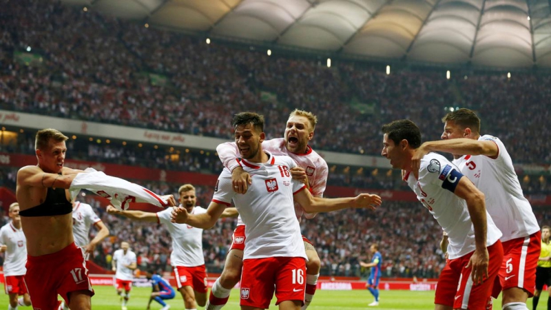 Ba Lan có được thắng lợi đầu tiên ở Nations League (Ảnh: Twitter) Ba Lan có được thắng lợi đầu tiên ở Nations League (Ảnh: Twitter)