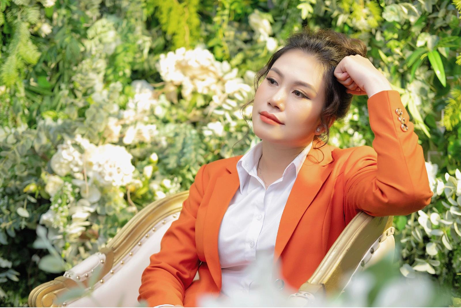 Doanh nhân Lê Thị Ngọc Huyền: Hành trình trở thành Phó tổng Giám đốc của Địa Ốc Xanh Toàn Cầu - Ảnh 1 Doanh nhân Lê Thị Ngọc Huyền: Hành trình trở thành Phó tổng Giám đốc của Địa Ốc Xanh Toàn Cầu - Ảnh 1