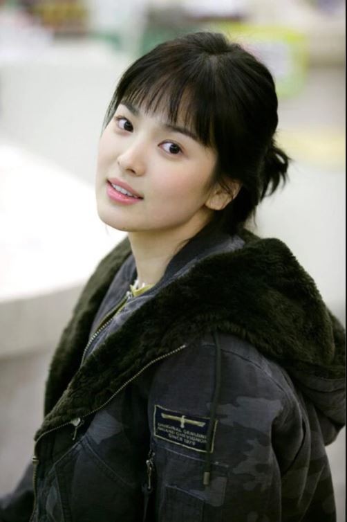 Nhan sắc của Song Hye Kyo cách đây 19 năm khiến dân tình phát sốt. Ảnh: Internet Nhan sắc của Song Hye Kyo cách đây 19 năm khiến dân tình phát sốt. Ảnh: Internet