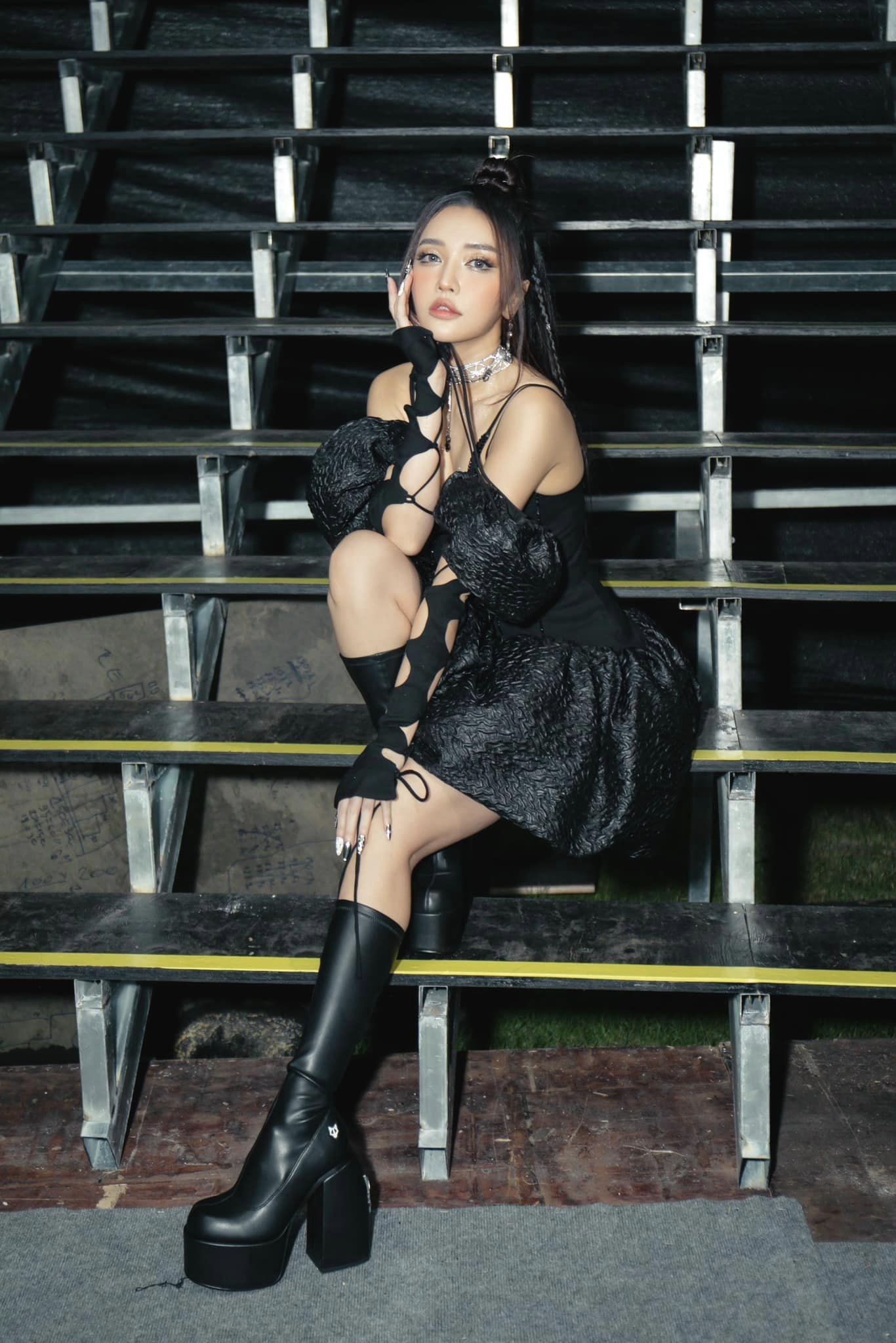 Bích Phương thông báo 'một chuyện' khiến dân tình xôn xao sau thời gian ở ẩn - Ảnh 1