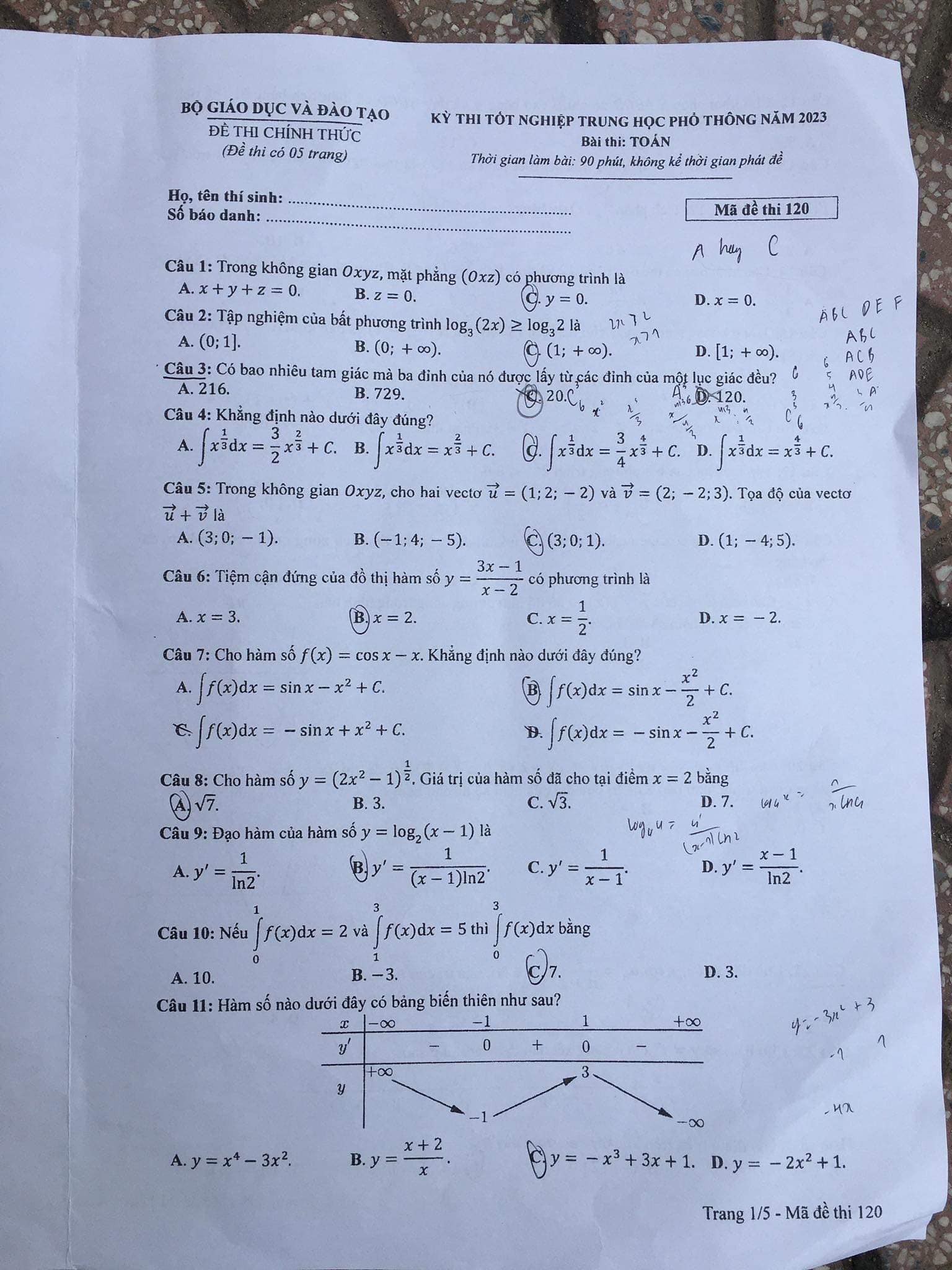 Đáp án môn Toán mã đề 120 kỳ thi tốt nghiệp THPT 2023 - Ảnh 1