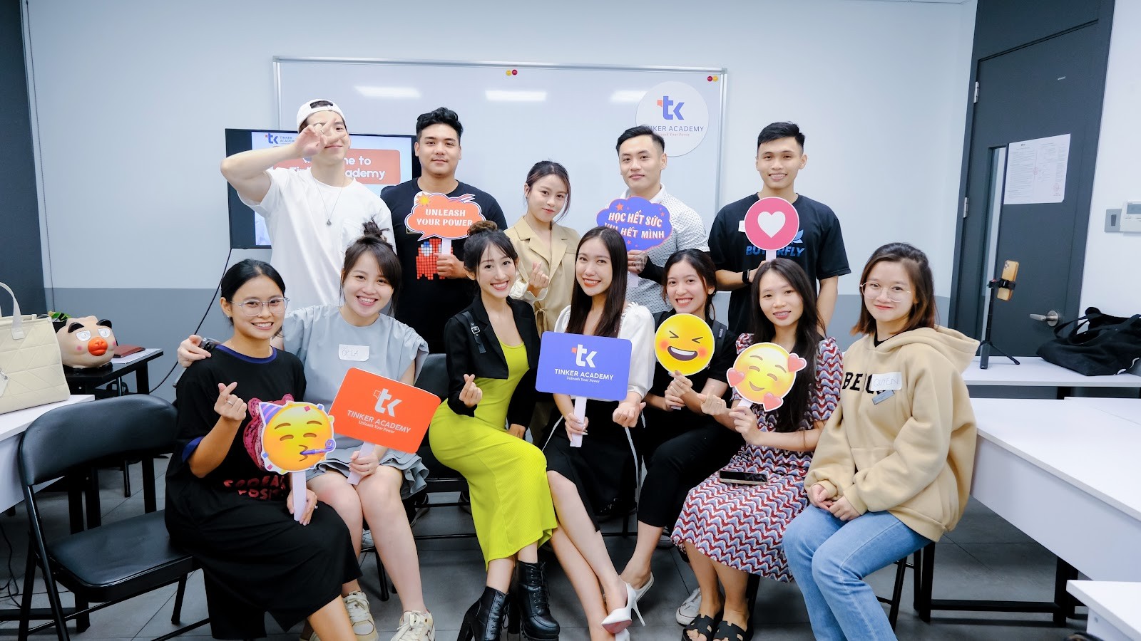 Cô Tiên Tinker - Cô giáo 9X với chuỗi video dạy tiếng Anh triệu view - Ảnh 2 Cô Tiên Tinker - Cô giáo 9X với chuỗi video dạy tiếng Anh triệu view - Ảnh 2