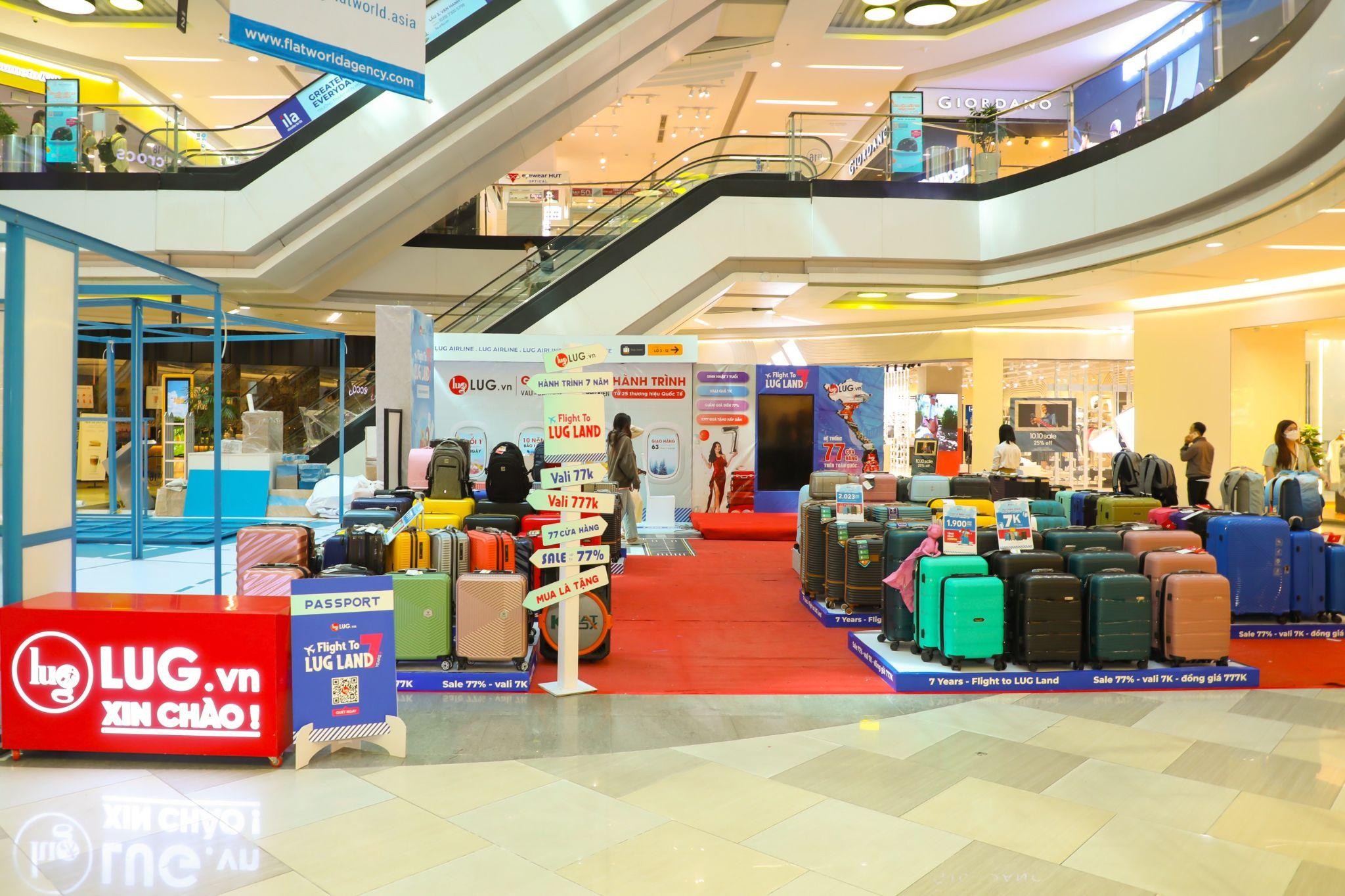 Không gian sự kiện sinh nhật 7 tuổi của LUG.vn tại Vạn Hạnh Mall (TP. HCM) với nhiều chương trình ưu đãi hấp dẫn Không gian sự kiện sinh nhật 7 tuổi của LUG.vn tại Vạn Hạnh Mall (TP. HCM) với nhiều chương trình ưu đãi hấp dẫn