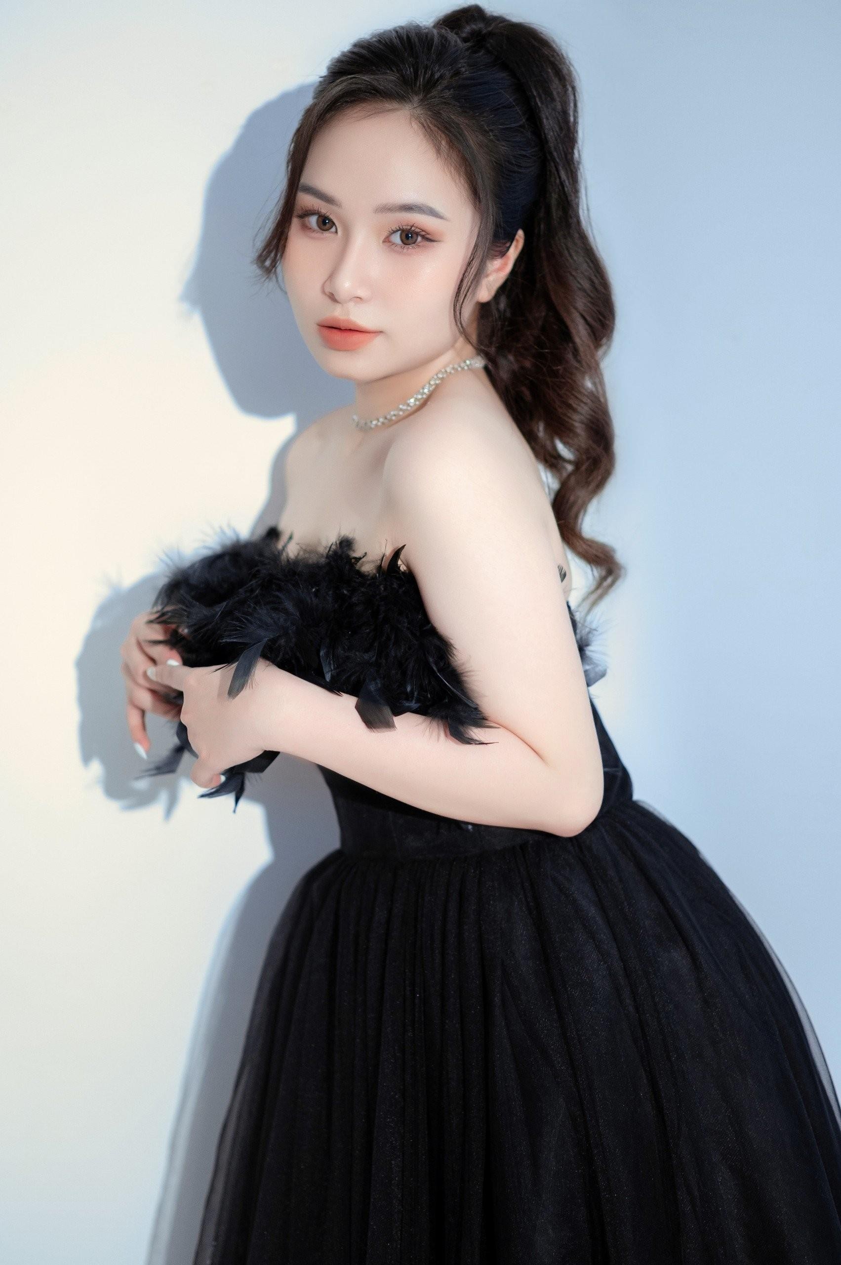 Mây Bae - Nữ idol tài năng được vạn người yêu mến - Ảnh 2 Mây Bae - Nữ idol tài năng được vạn người yêu mến - Ảnh 2