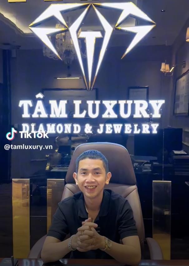 Những bí quyết marketing trực tuyến từ CEO Tâm Luxury, Trần Lê Văn Tâm - Ảnh 2 Những bí quyết marketing trực tuyến từ CEO Tâm Luxury, Trần Lê Văn Tâm - Ảnh 2