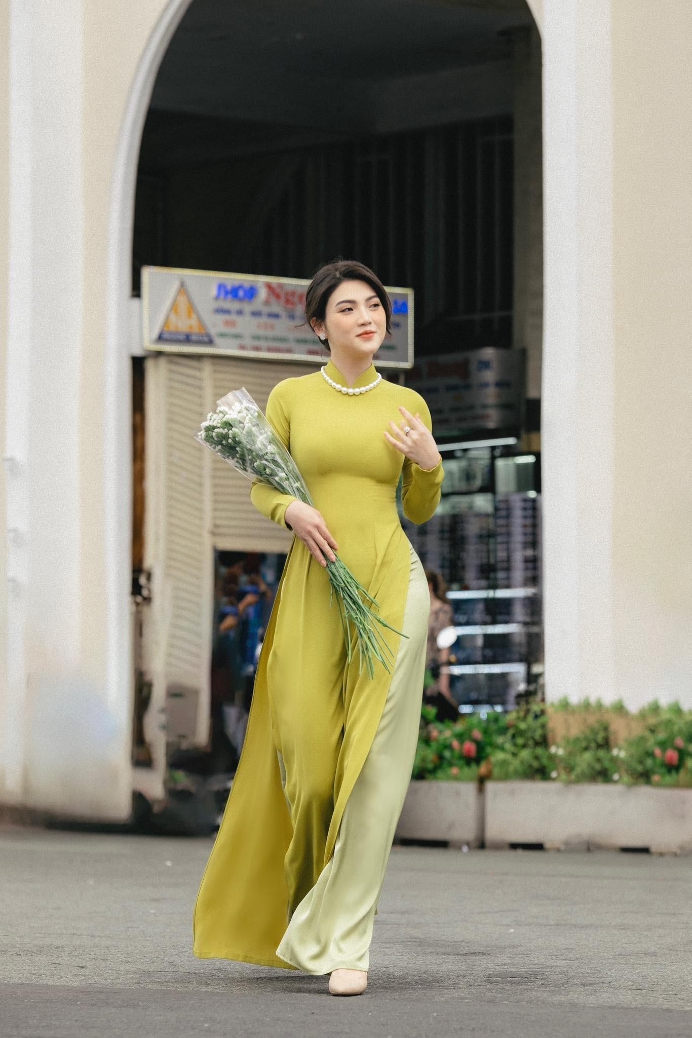 Ca sĩ Sim Nông chính thức là giảng viên trường Cao đẳng nghệ thuật TP. HCM - Ảnh 6 Ca sĩ Sim Nông chính thức là giảng viên trường Cao đẳng nghệ thuật TP. HCM - Ảnh 6