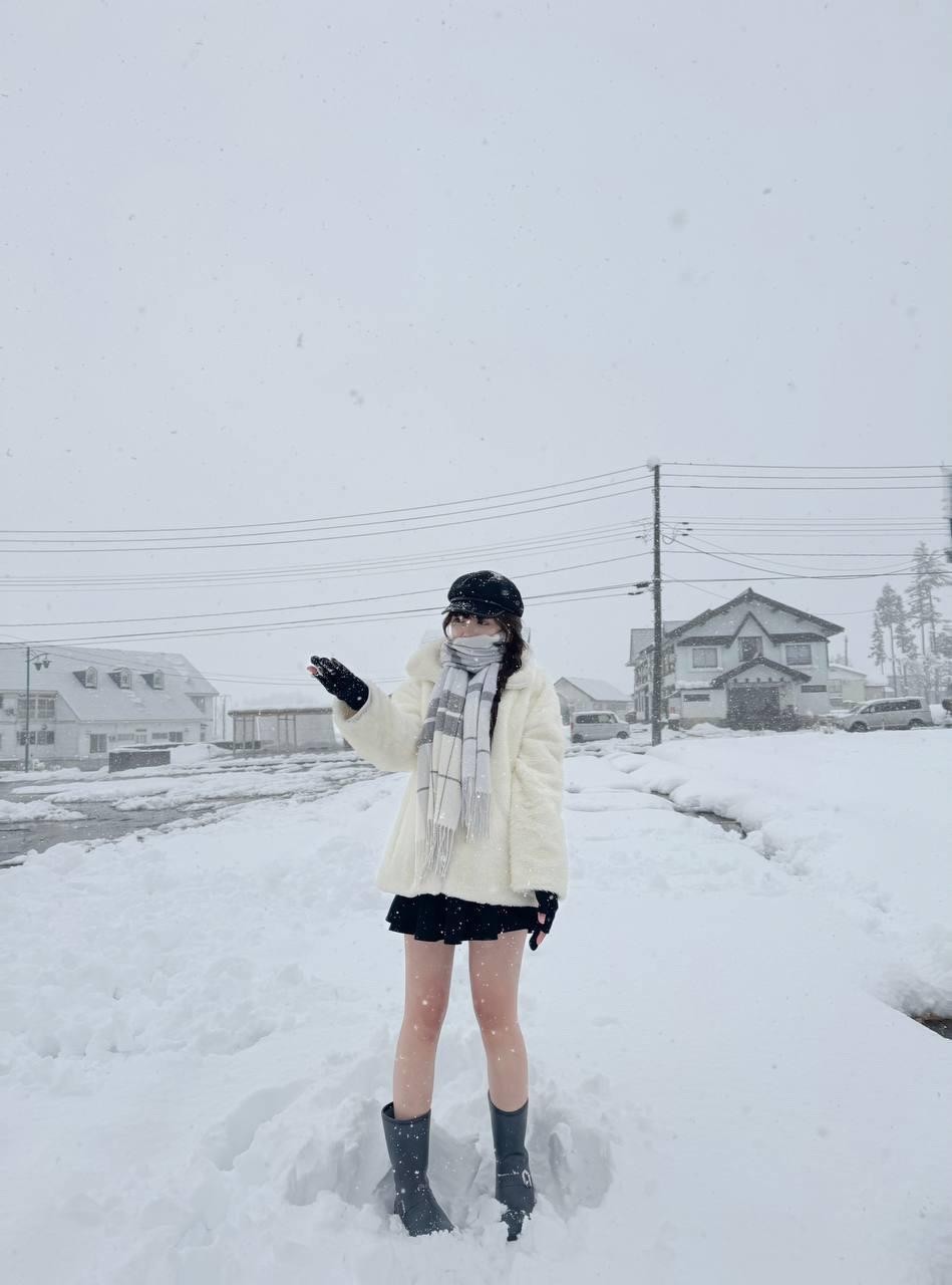 Cô nàng hiện đang ở Nhật Bản để hoàn thành xong chương trình học Nhật ngữ 